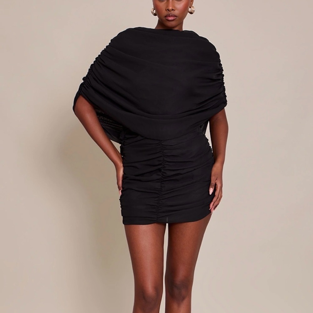 PrettyLittleThing Black Asymmetrical Dress